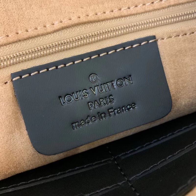 Mens Louis Vuitton Clutch Bags